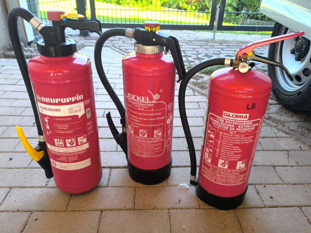 Danke für die Feuerlöscher!